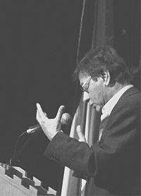 mahmoud darwish poems pdf