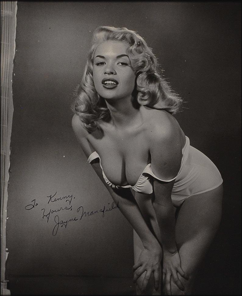 http://images5.fanpop.com/image/photos/30500000/jayne-mansfield-jayne-mansfield-30524419-794-971.jpg